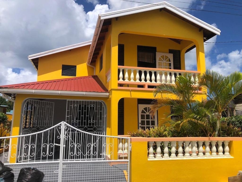 Villa Donamae 2 Story Barbados House Bridgetown Esterno foto