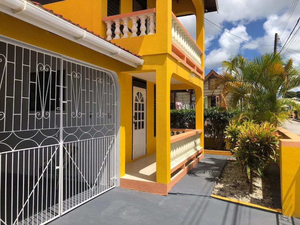 Villa Donamae 2 Story Barbados House Bridgetown Esterno foto