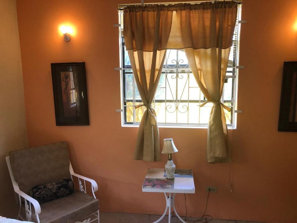 Villa Donamae 2 Story Barbados House Bridgetown Esterno foto
